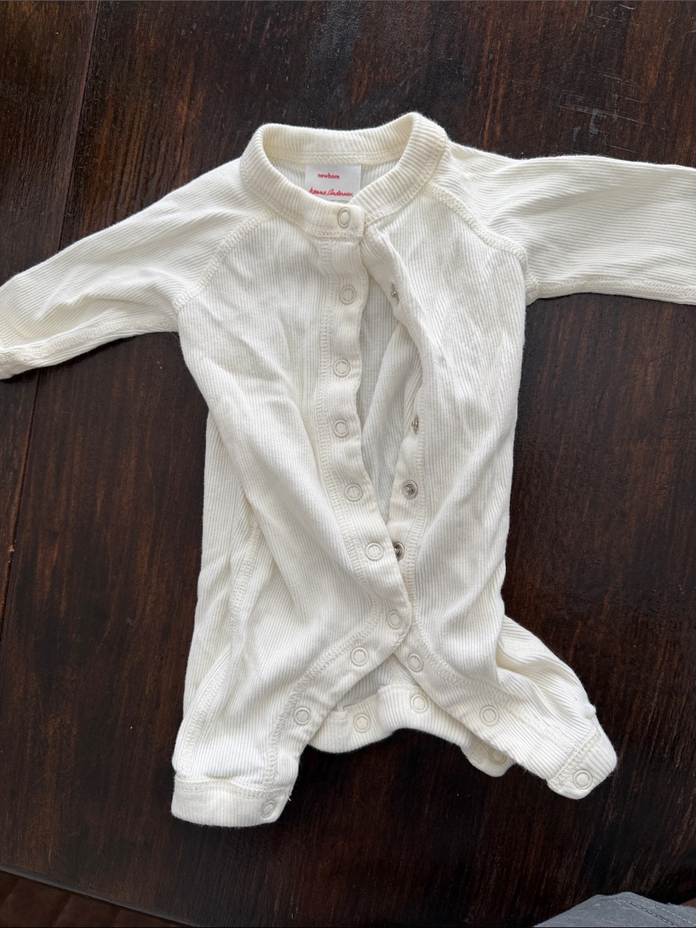 Hanna Andersson Cream Ribbed Long-Sleeve Footie with Snap Front